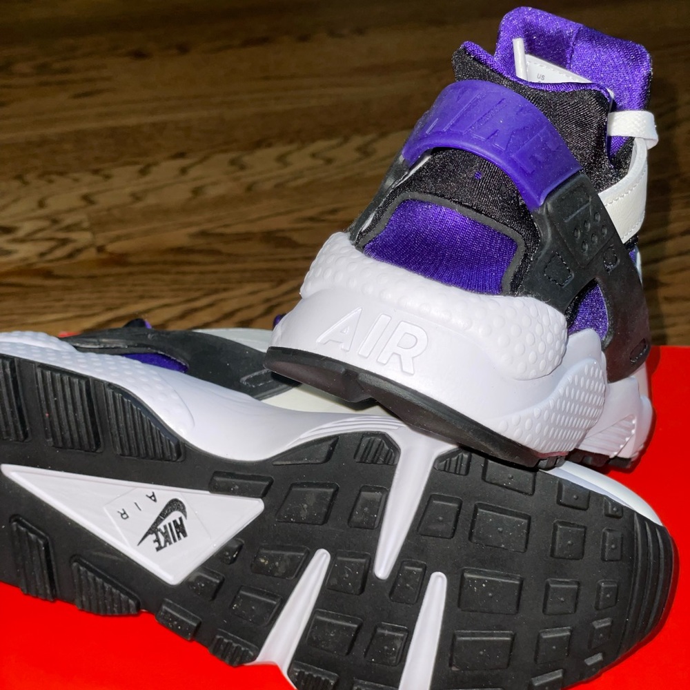 W NIKE AIR HUARACHE OG “PURPLE PUNCH” - Picture 5 of 8